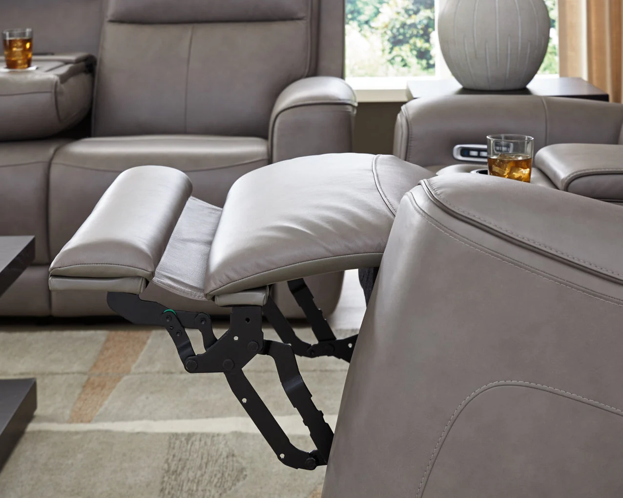 5Z-Comfort Living Room Set - Image 12