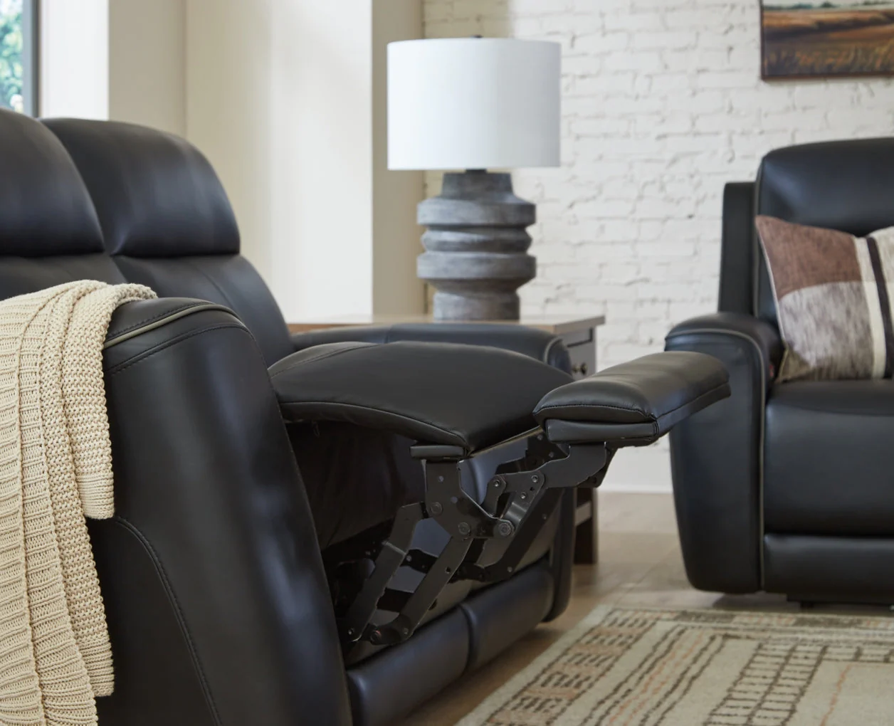 5Z-Comfort Living Room Set - Image 19