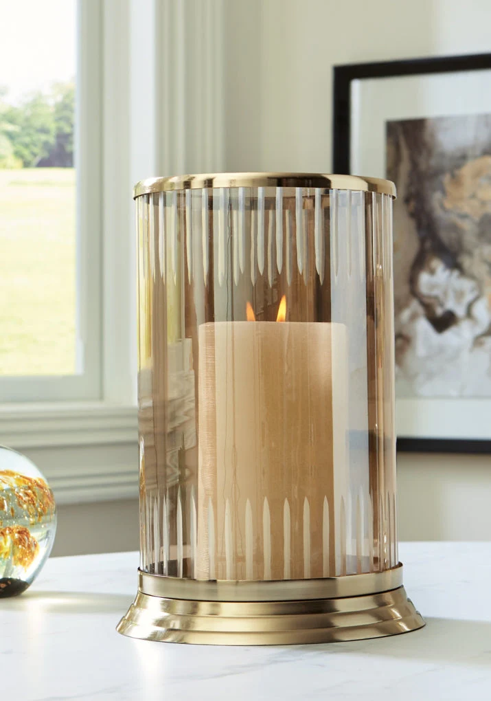 Aavinson Candle Holder - Image 4