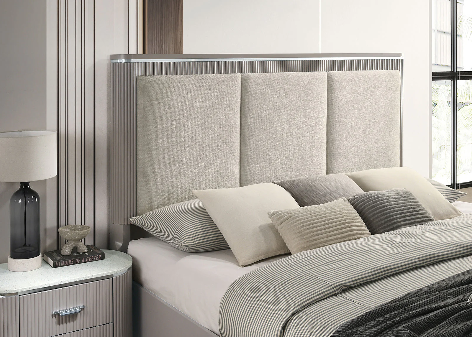 Aldridge Light Gray Eastern King Bed - Image 2