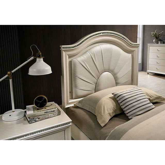 Allie Pearl White Full Bed - Image 5