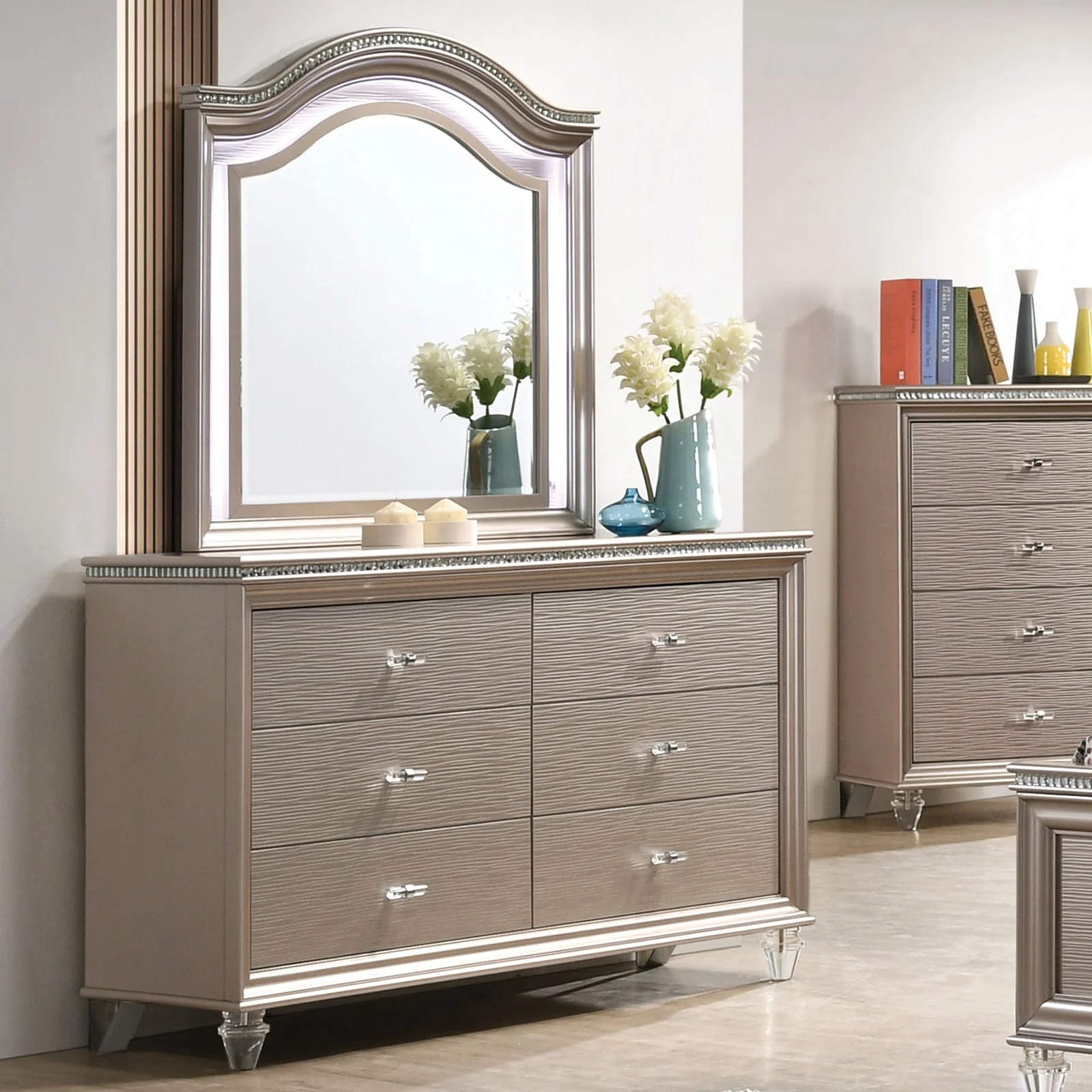 Allie Rose Gold 4 Pc. Full Bedroom Set w/ Trundle - Image 7