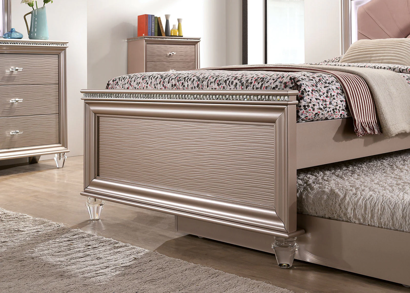 Allie Rose Gold 4 Pc. Twin Bedroom Set w/ Trundle - Image 3