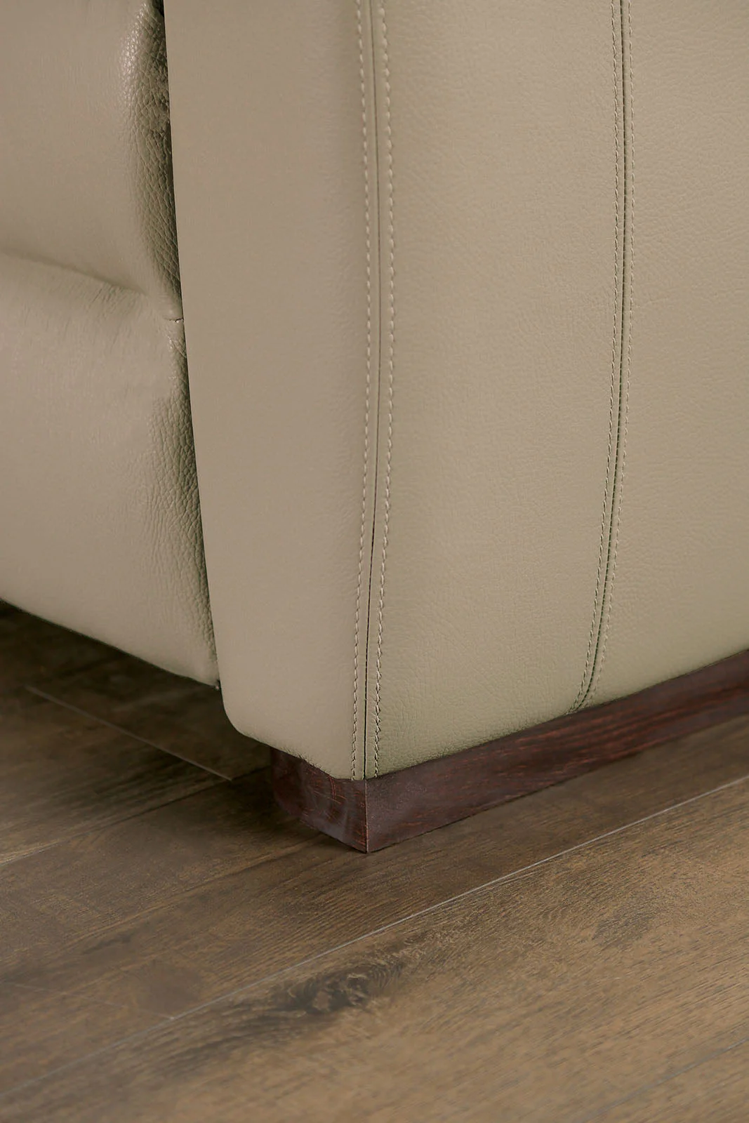 Altamura Taupe Real Italian Leather Power Loveseat - Image 4