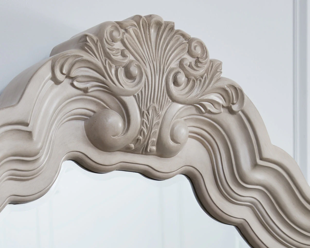 Andonhall Dresser and Mirror - Image 4