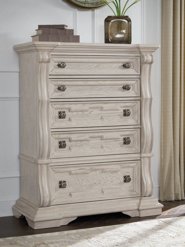 Andonhall Dresser & Chest - Image 4