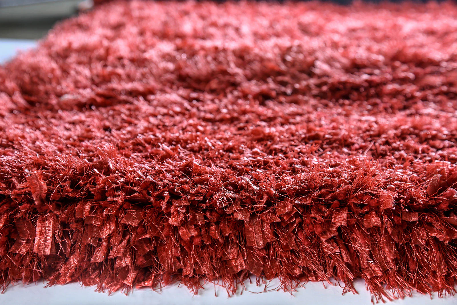 Annmarie Scarlet 5' X 8' Area Rug - Image 2