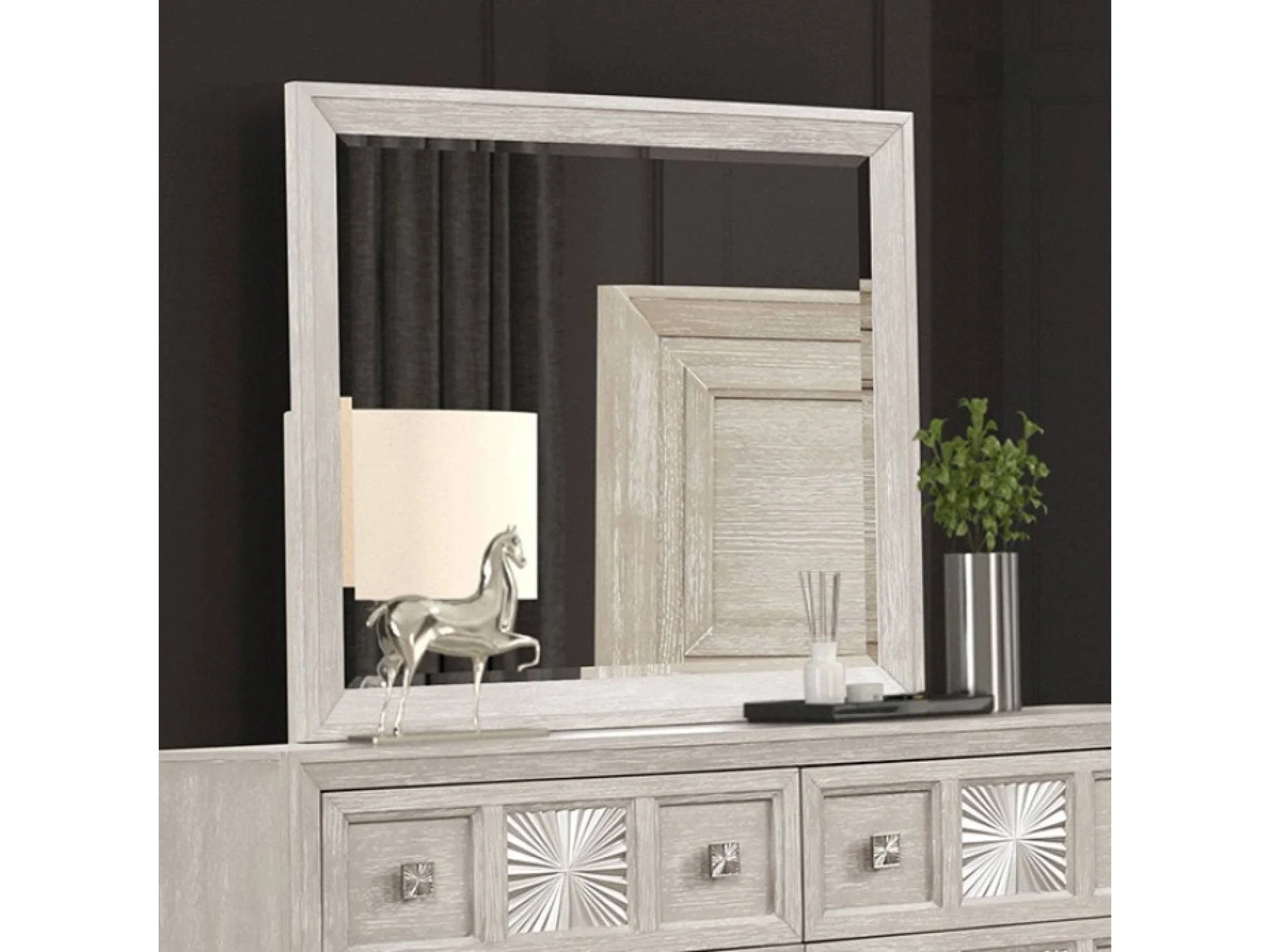 Argenthart Light Gray Queen 5 Piece Bedroom Set w/2 Nightstands - Image 3