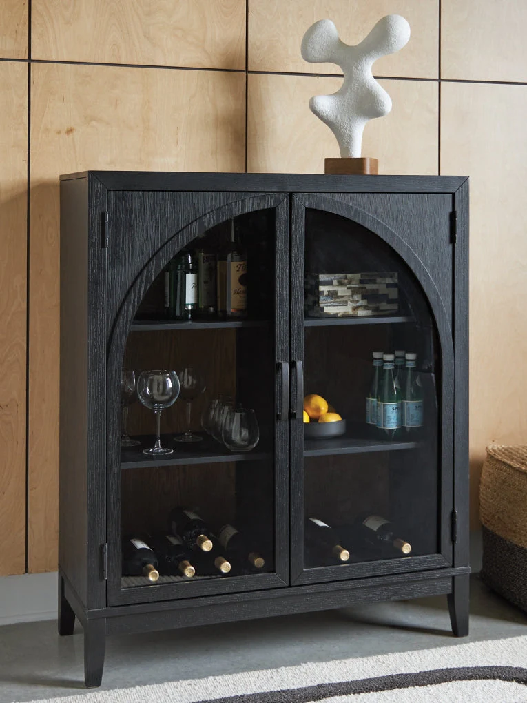 Armenleigh Bar Cabinet - Image 2