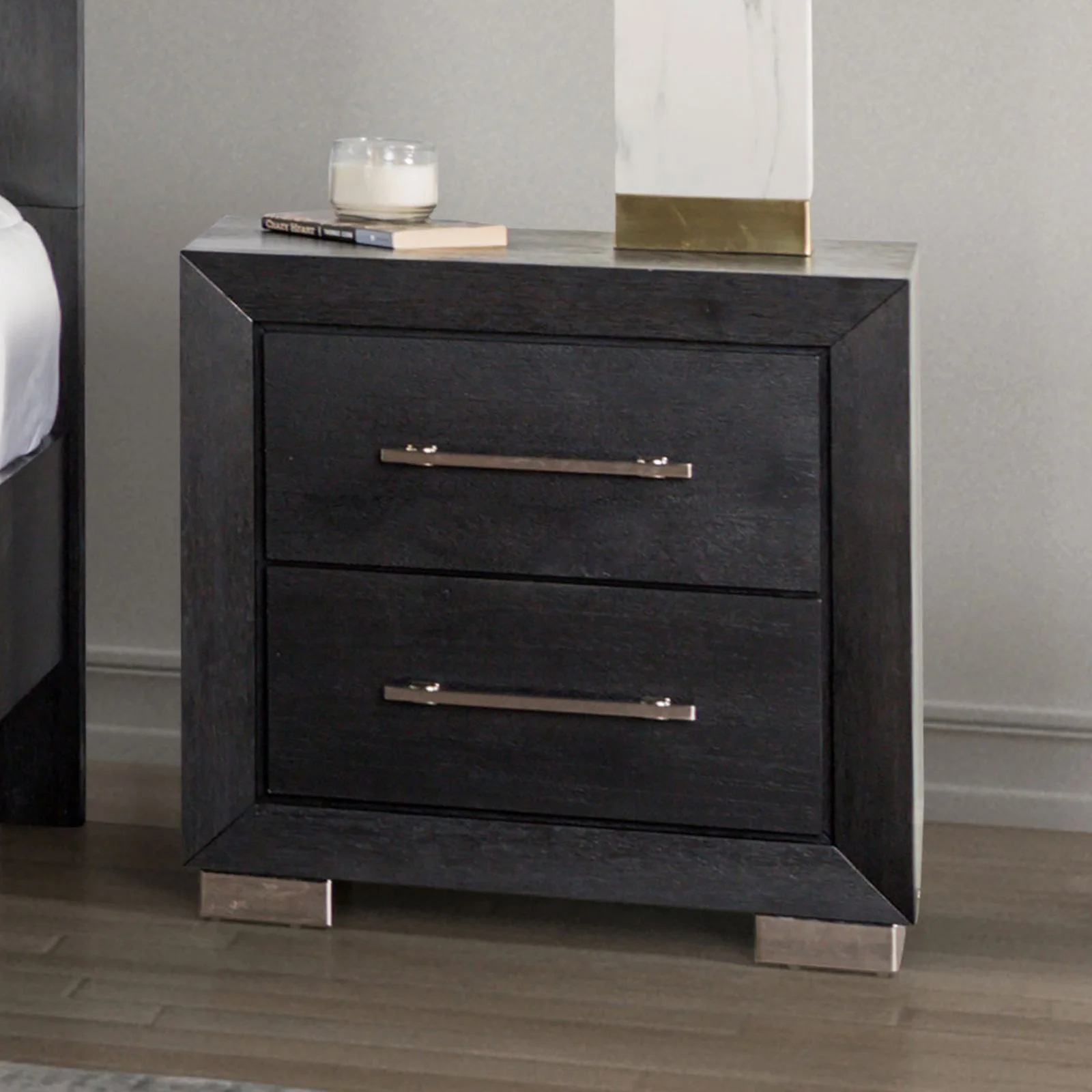 Ashbourne Black Queen 4 Piece Bedroom Set - Image 2