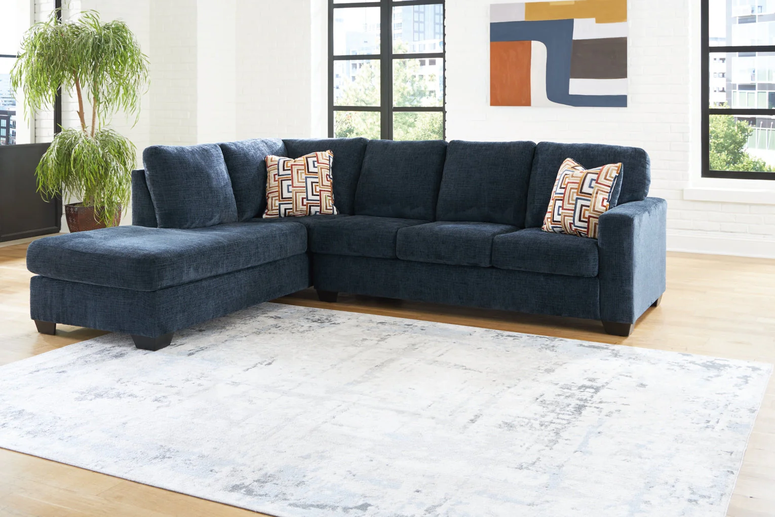 Aviemore 2-Piece Sectional with Chaise - Image 2