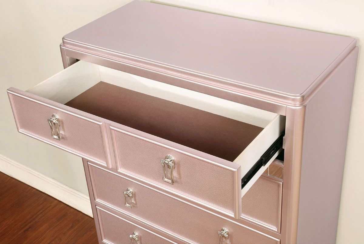 Avior Rose Gold Chest - Image 3