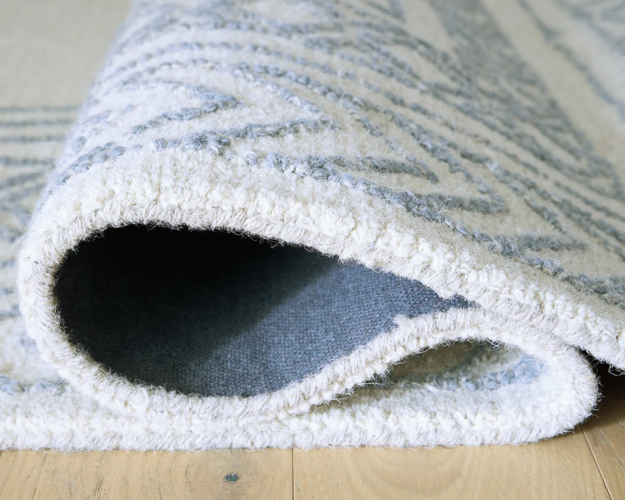 Azelhurst Rug - Image 6