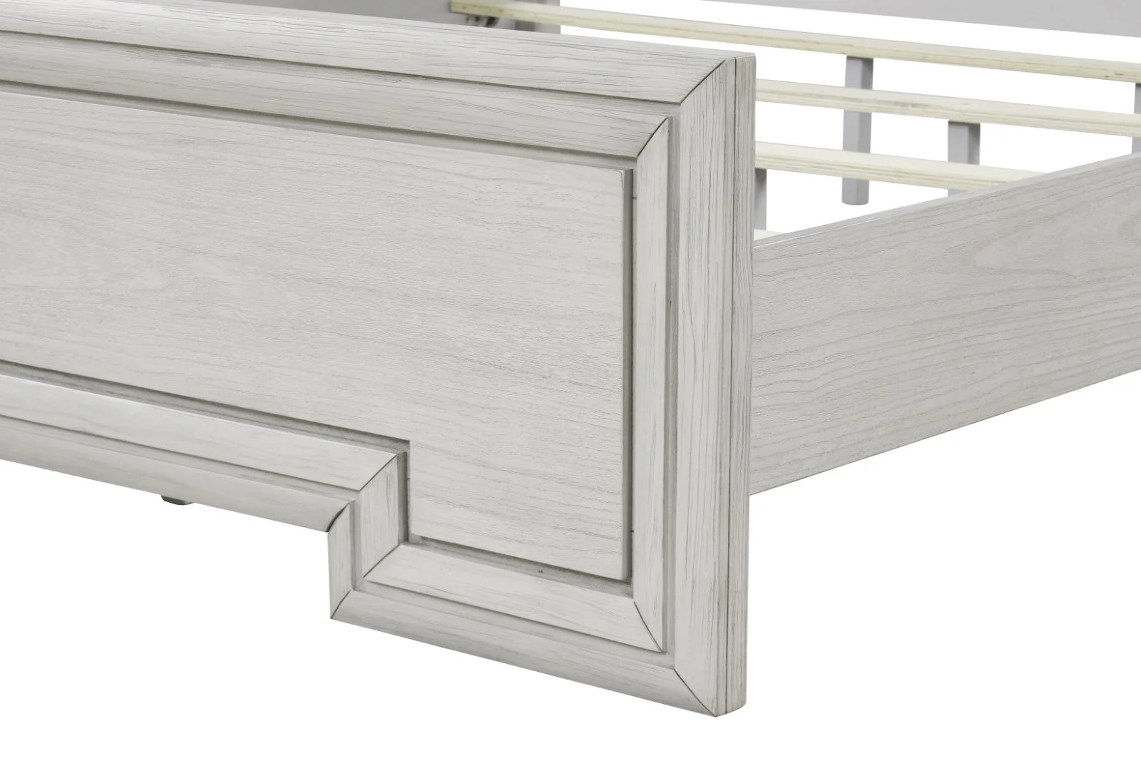 Basilone White Queen 5 Piece Bedroom Set w/Chest - Image 7