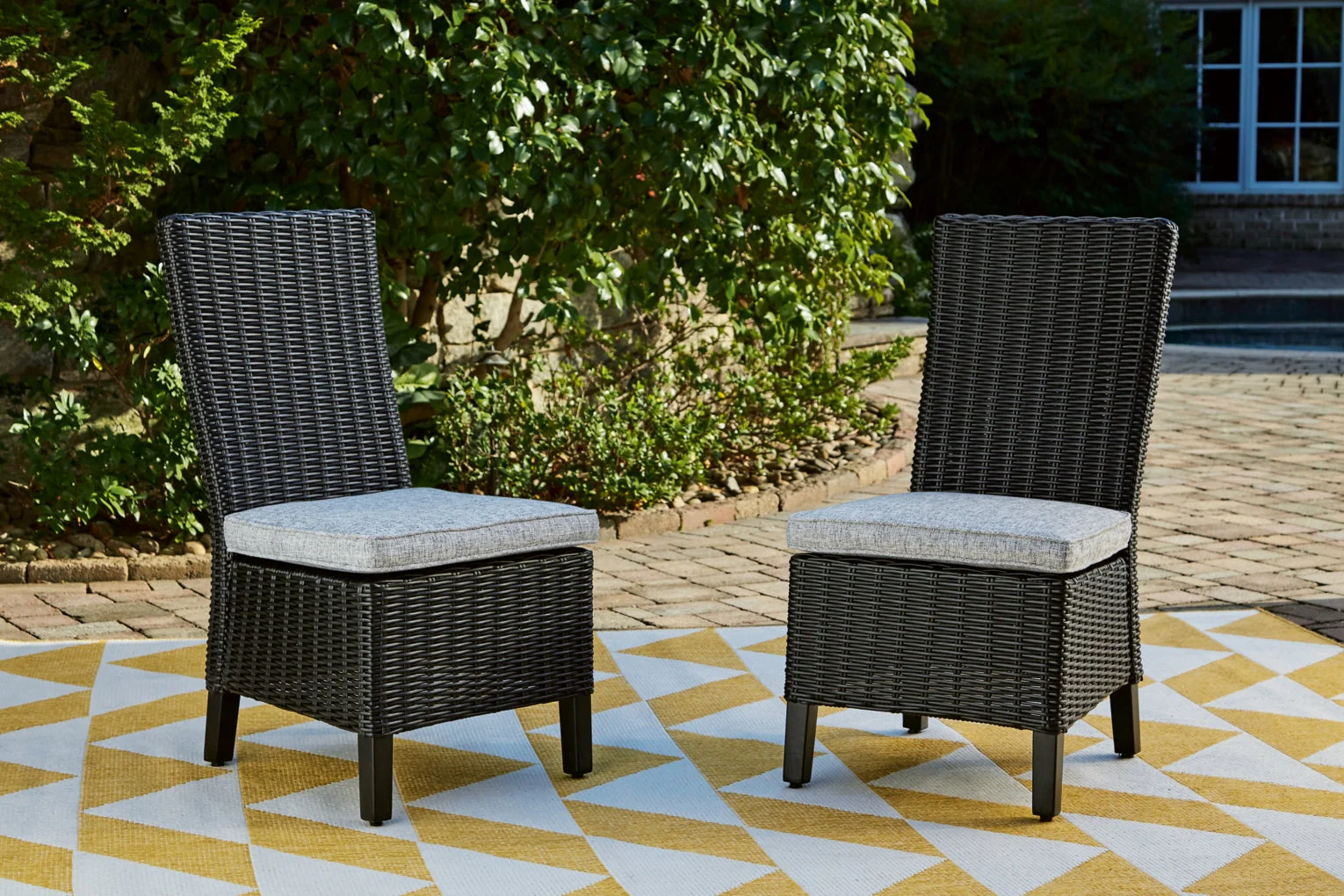 Beachcroft Side Chair with Cushion - Image 4
