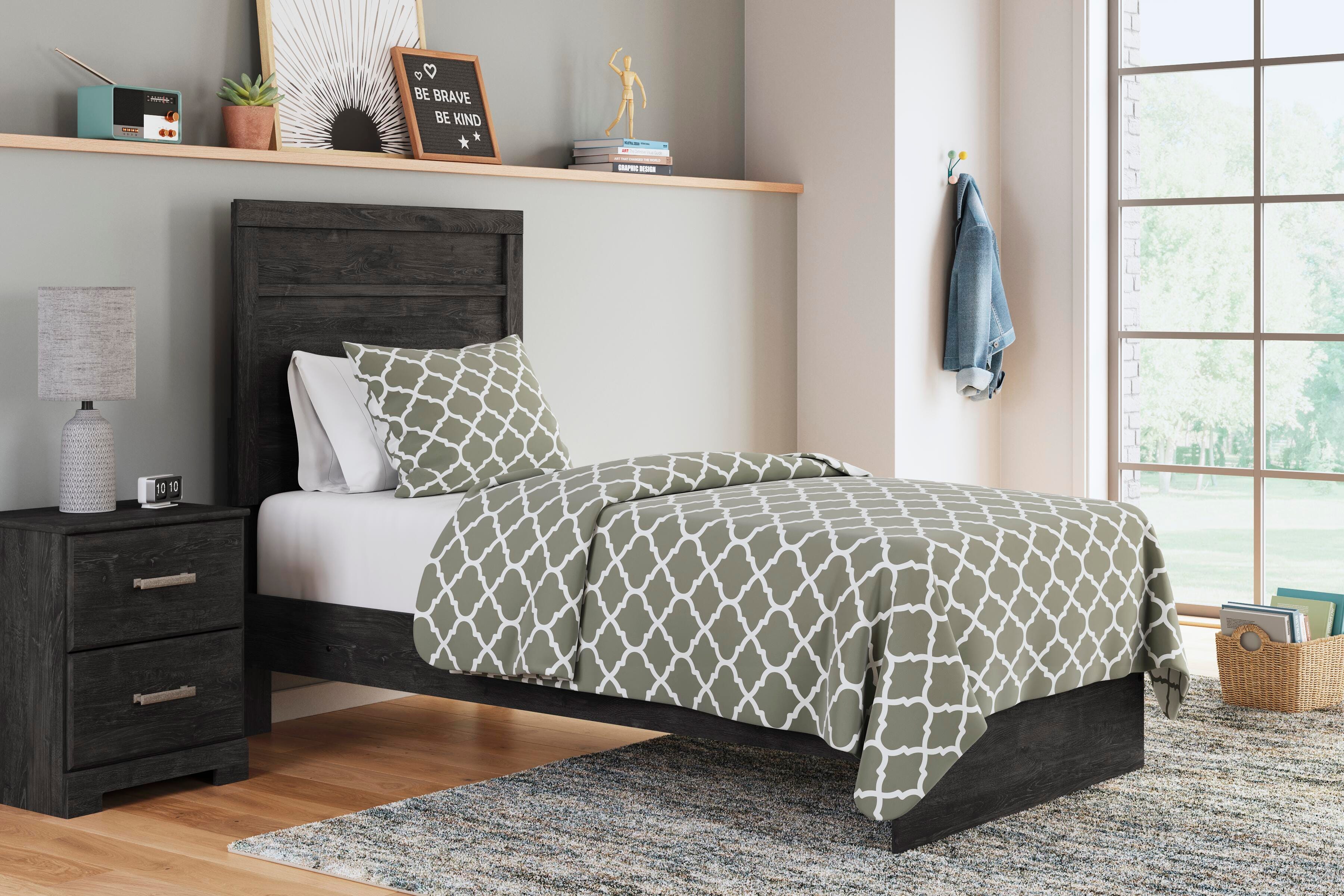 Belachime Panel Bed - Image 8