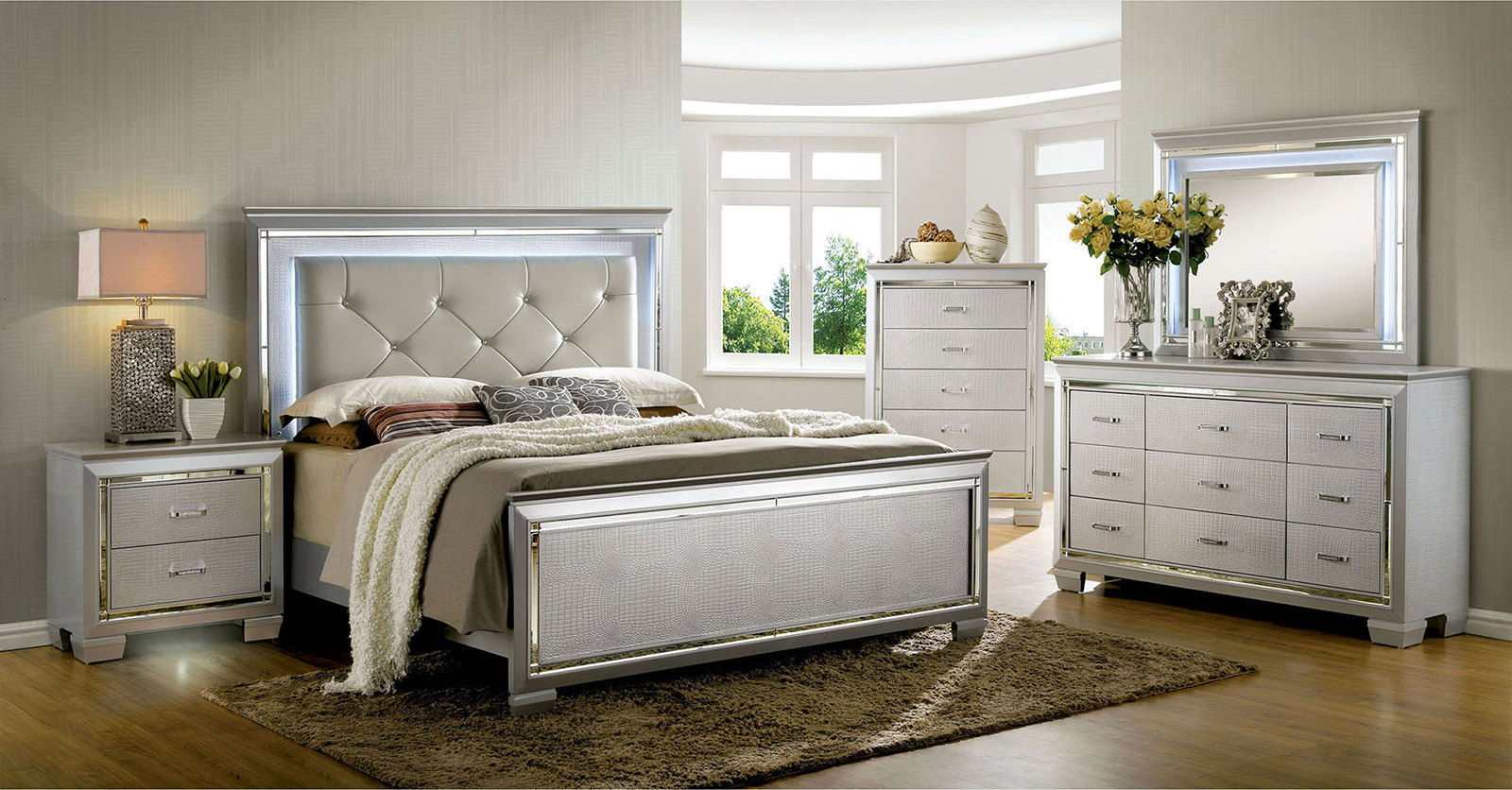 Bellanova Silver Chest - Image 2