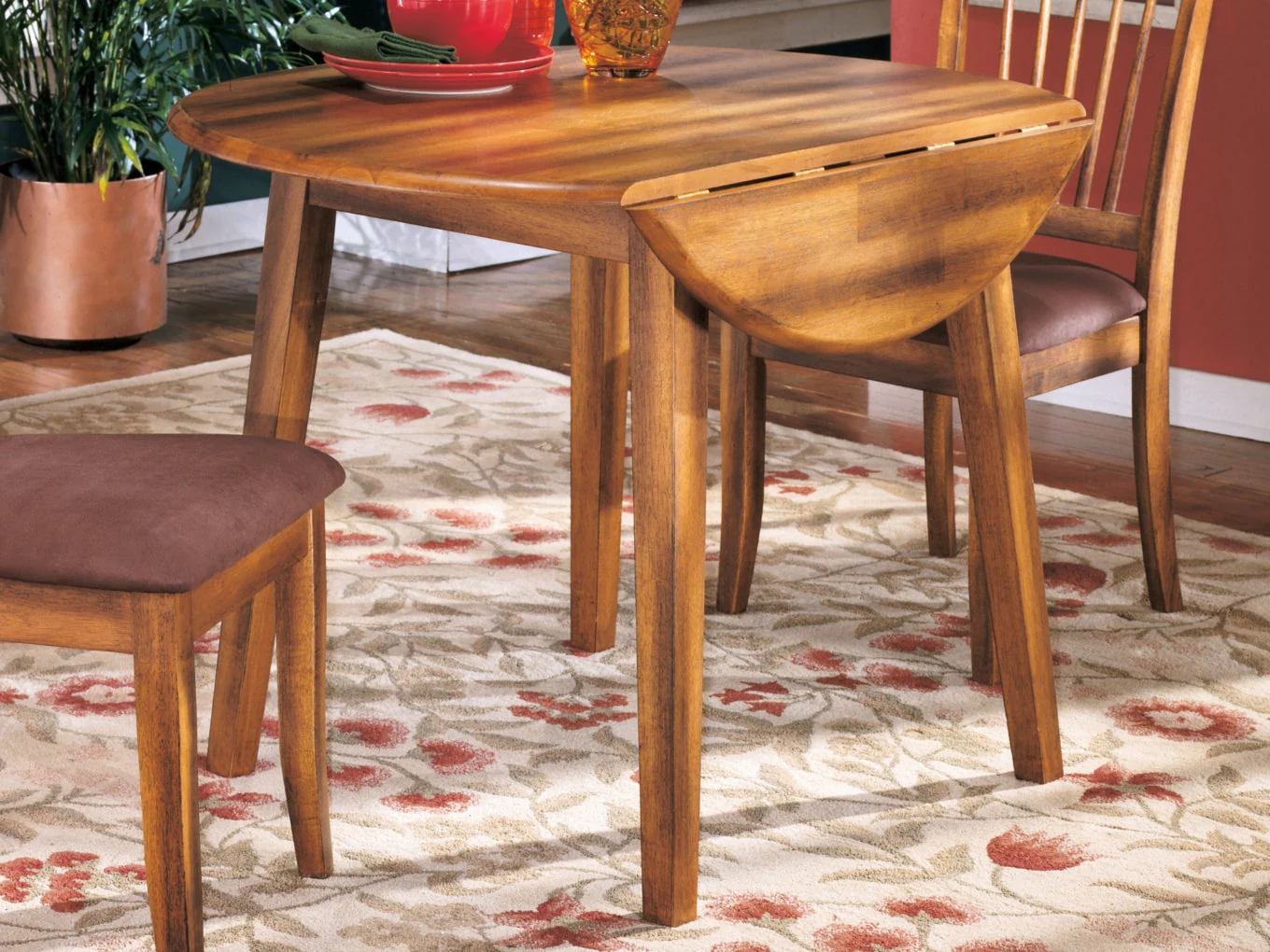 Berringer Round Dining Room Drop Leaf Table - Image 2
