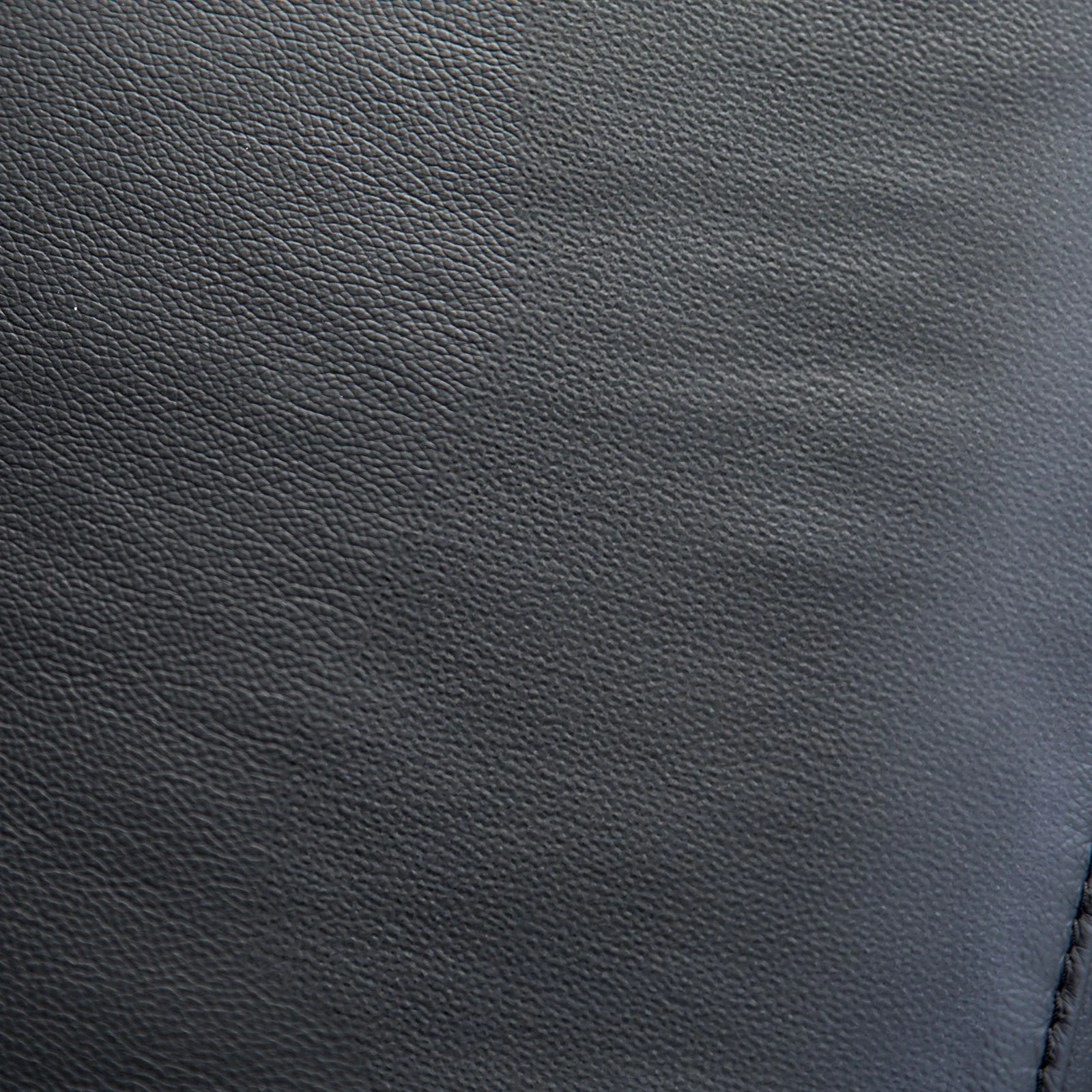 Bienne Black Recliner - Image 7