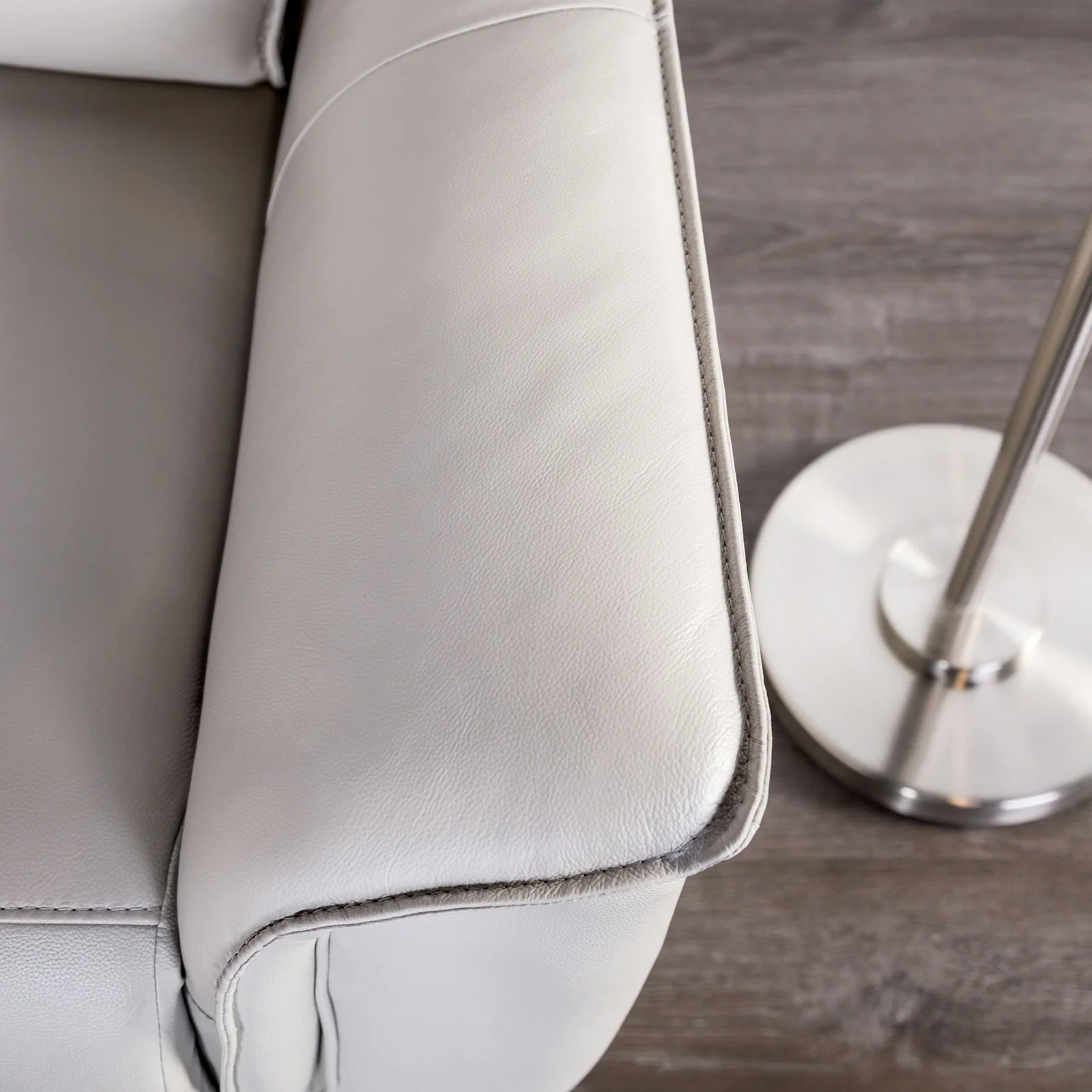 Bienne Taupe Recliner - Image 3