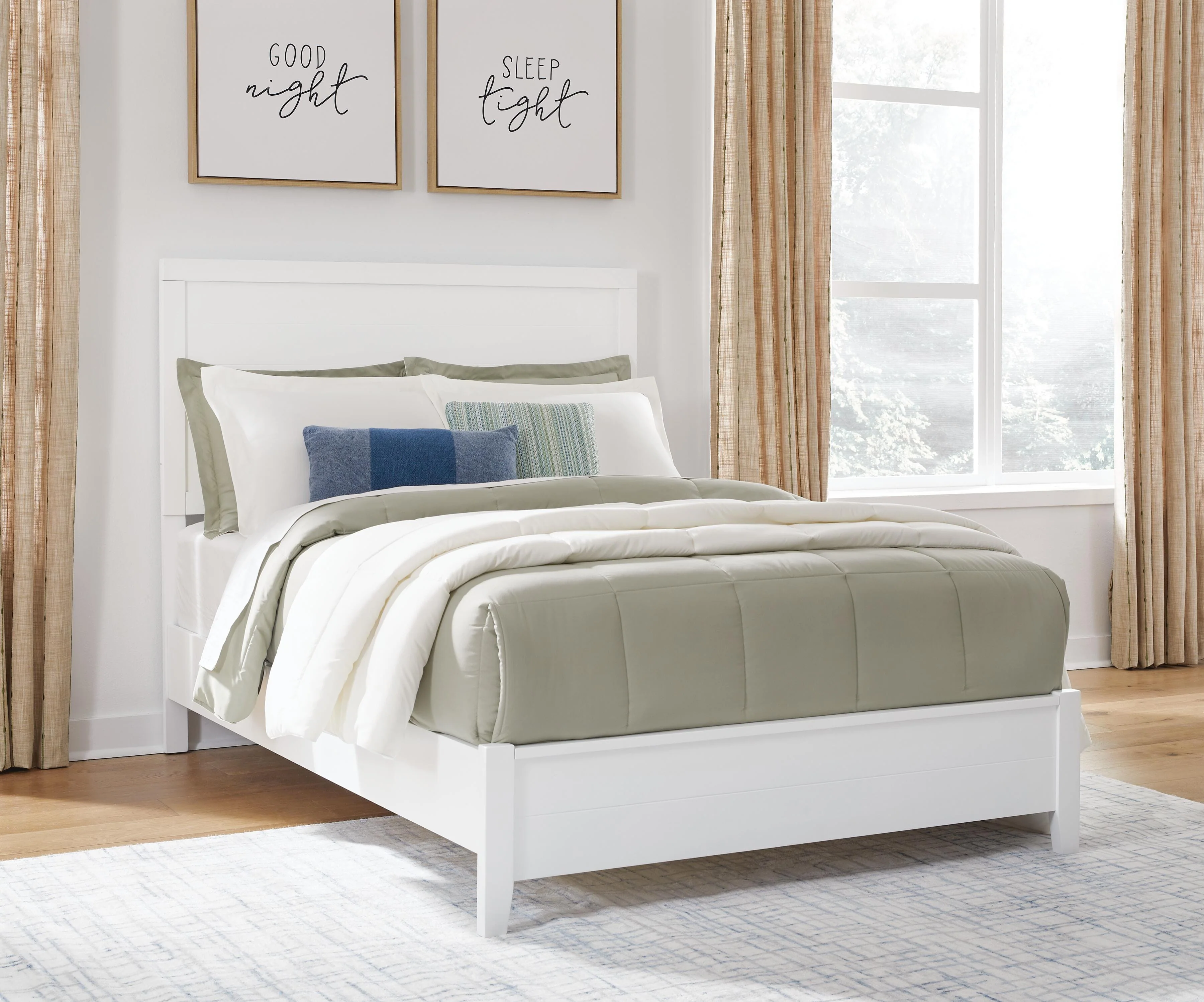 Binterglen Panel Bed - Image 5