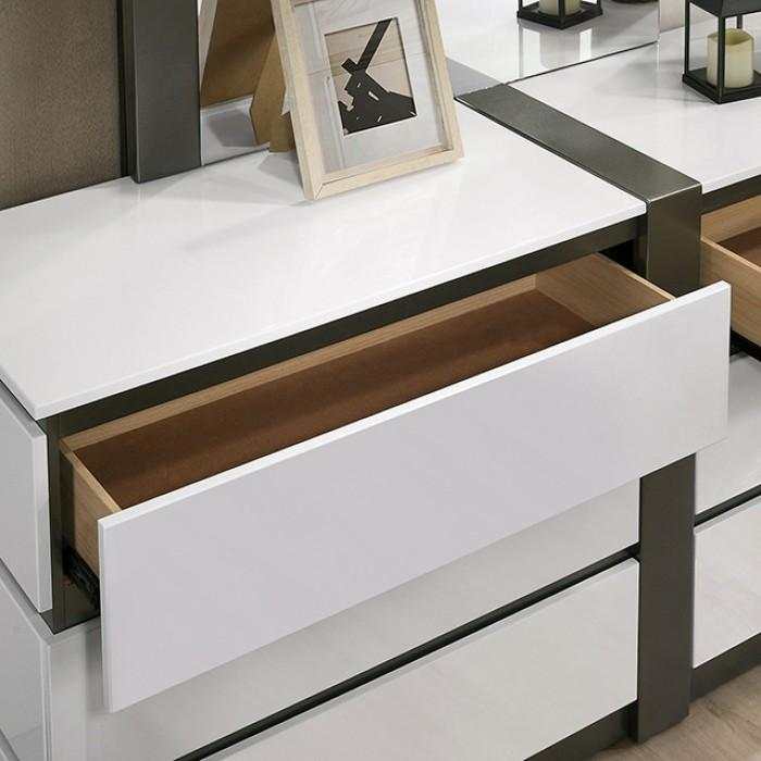 Birsfelden White & Metallic Gray 5pc Queen Bedroom Set w/ Chest - Image 6