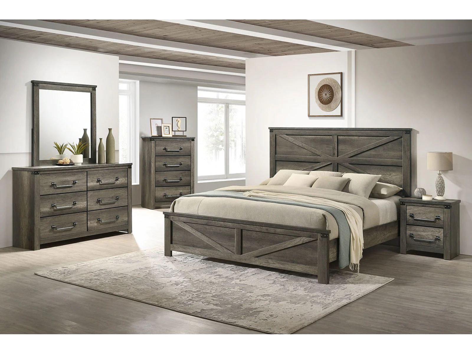 Britonale Gray Queen 5 Piece Bedroom Set w/Chest