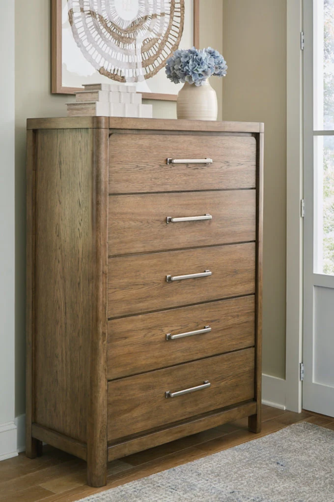Cabalynn Dresser & Chest - Image 4