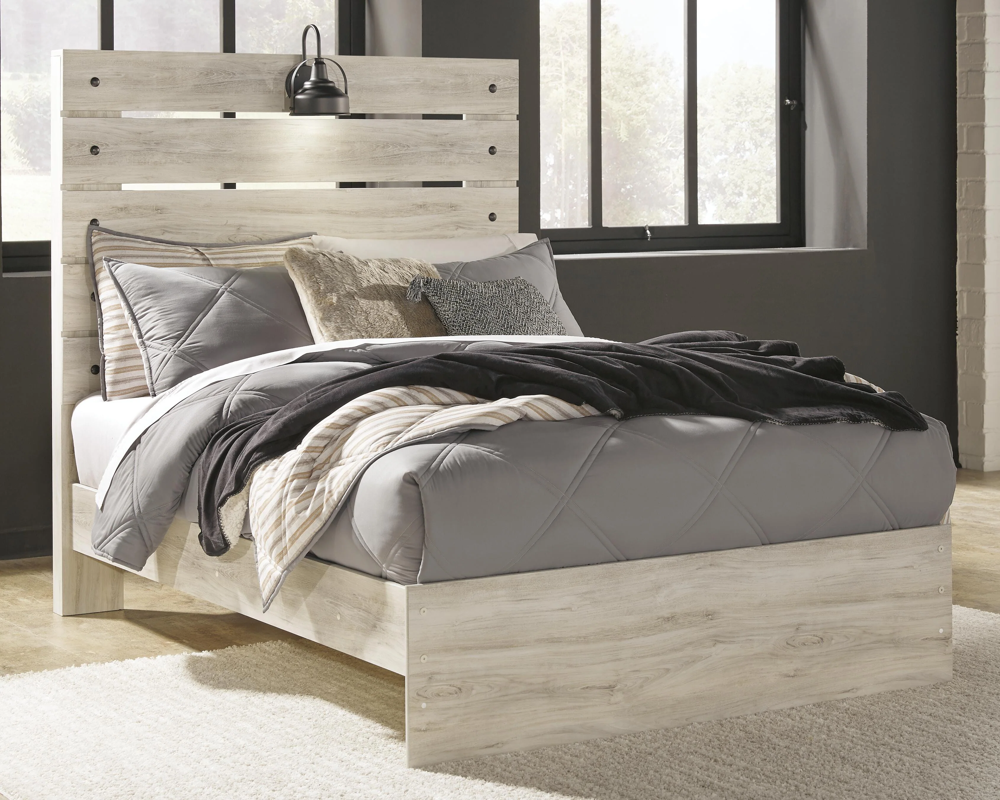 Cambeck Panel Bed - Image 5