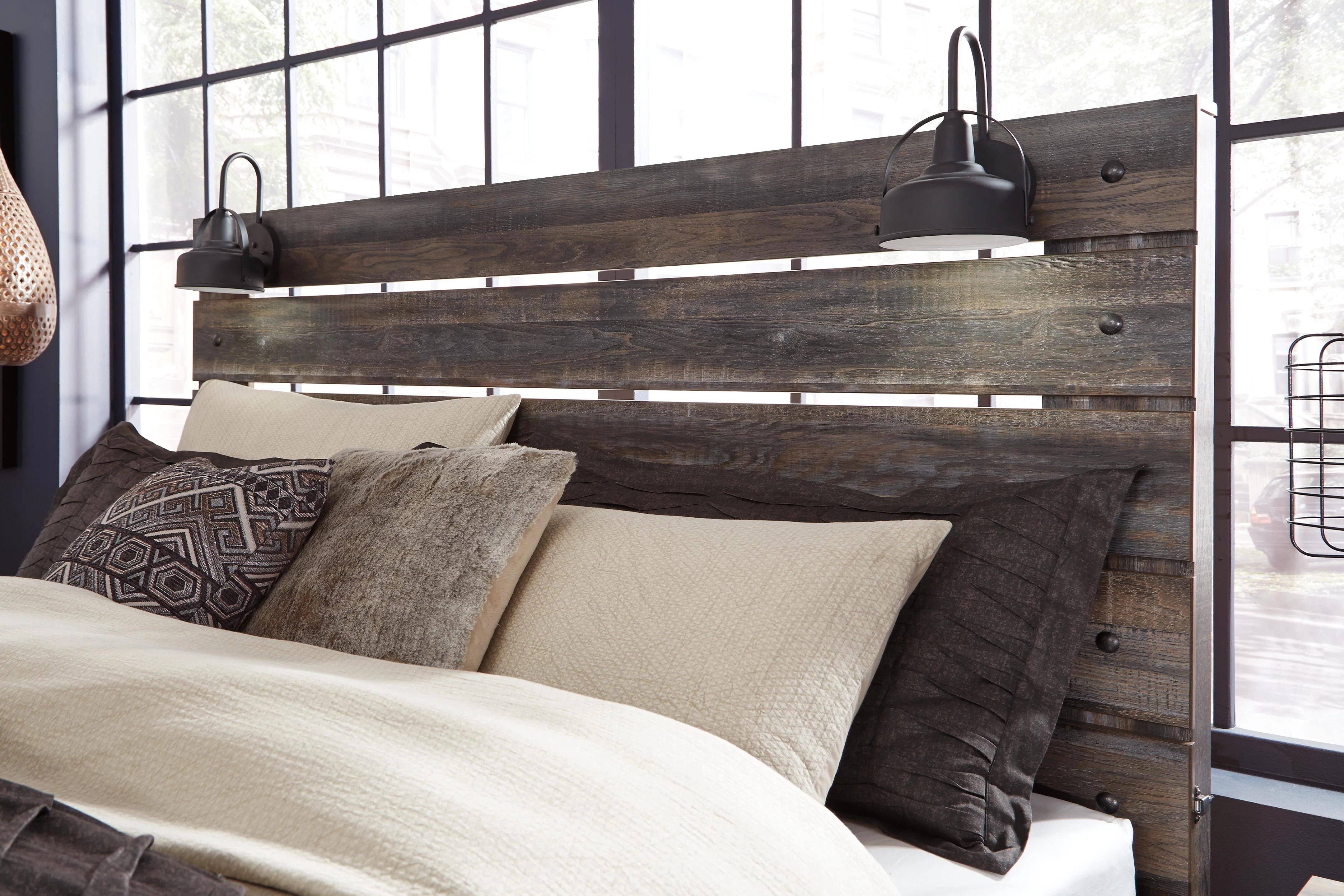 Cambeck Panel Headboard Bedroom Set - Image 8