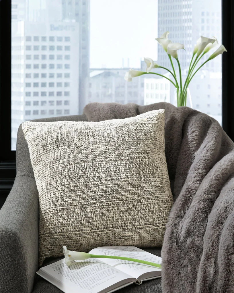 Carddon Pillow - Image 3