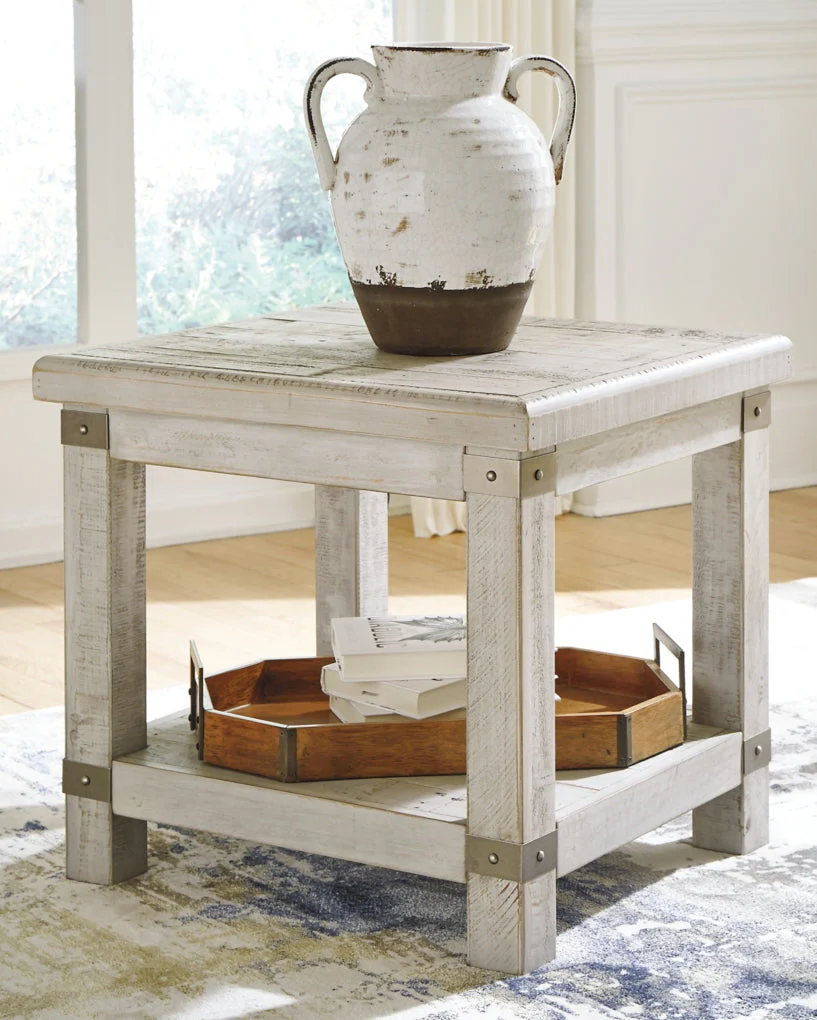 Carynhurst Rectangular End Table - Image 3