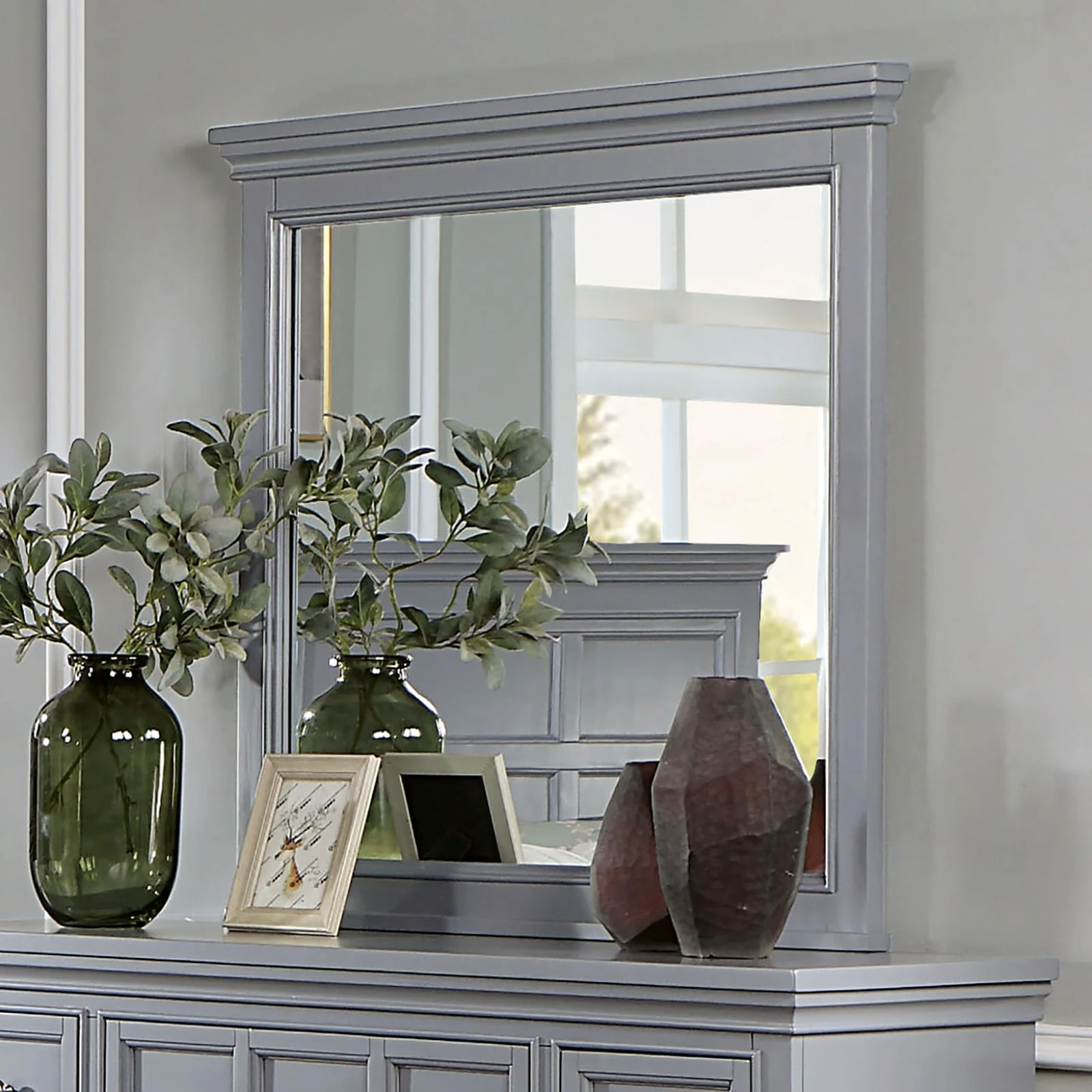 Castlile Gray 5 Pc. Queen Bedroom Set w/ 2NS - Image 3