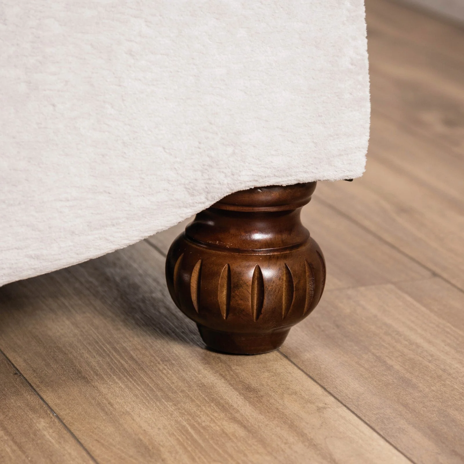 Catalonia Beige/Dark Cherry Loveseat - Image 2