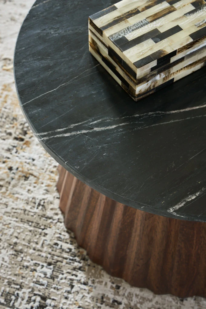 Ceilby Accent Cocktail Table - Image 3