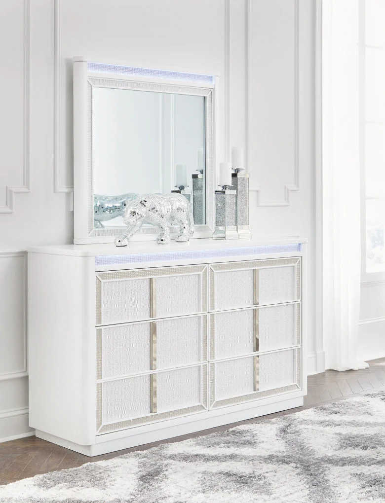 Chalanna Dresser and Mirror - Image 2