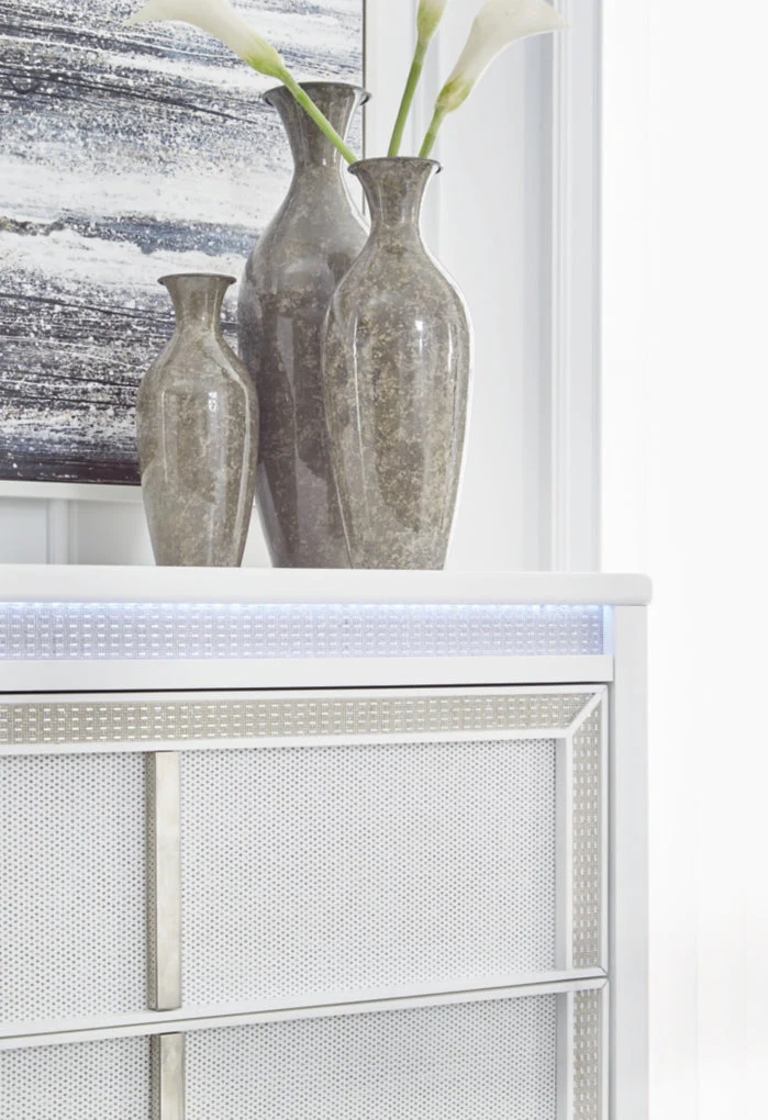 Chalanna Dresser & Chest - Image 12