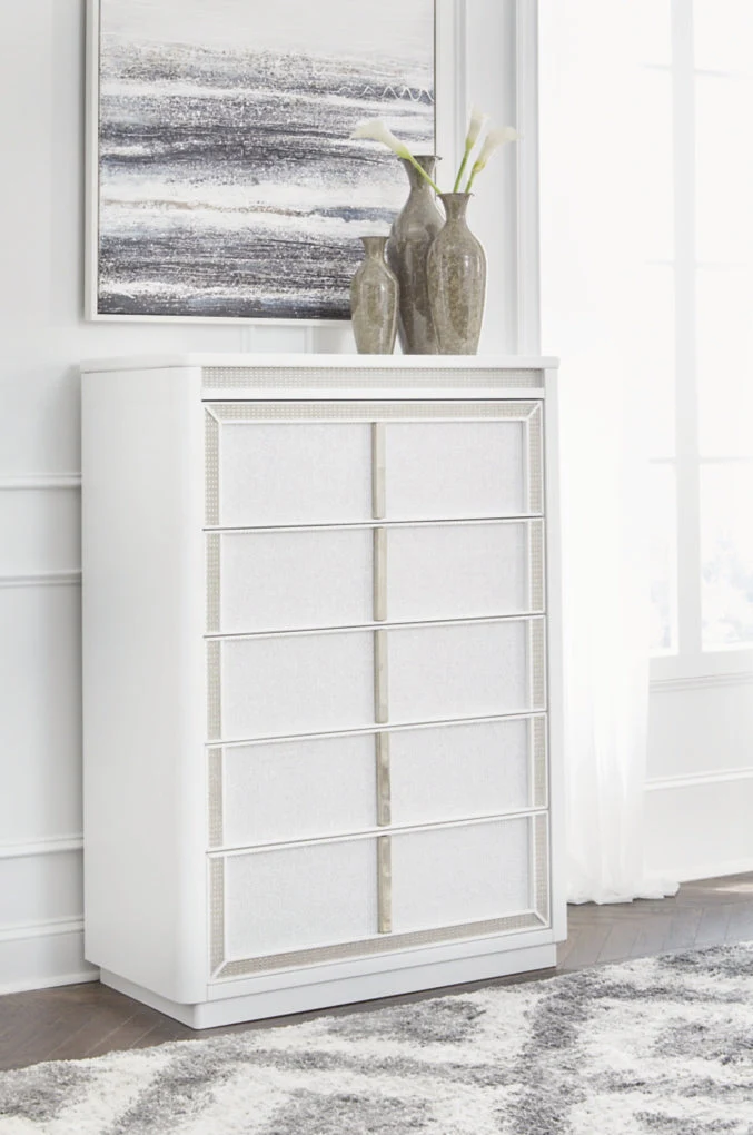 Chalanna Dresser & Chest - Image 4