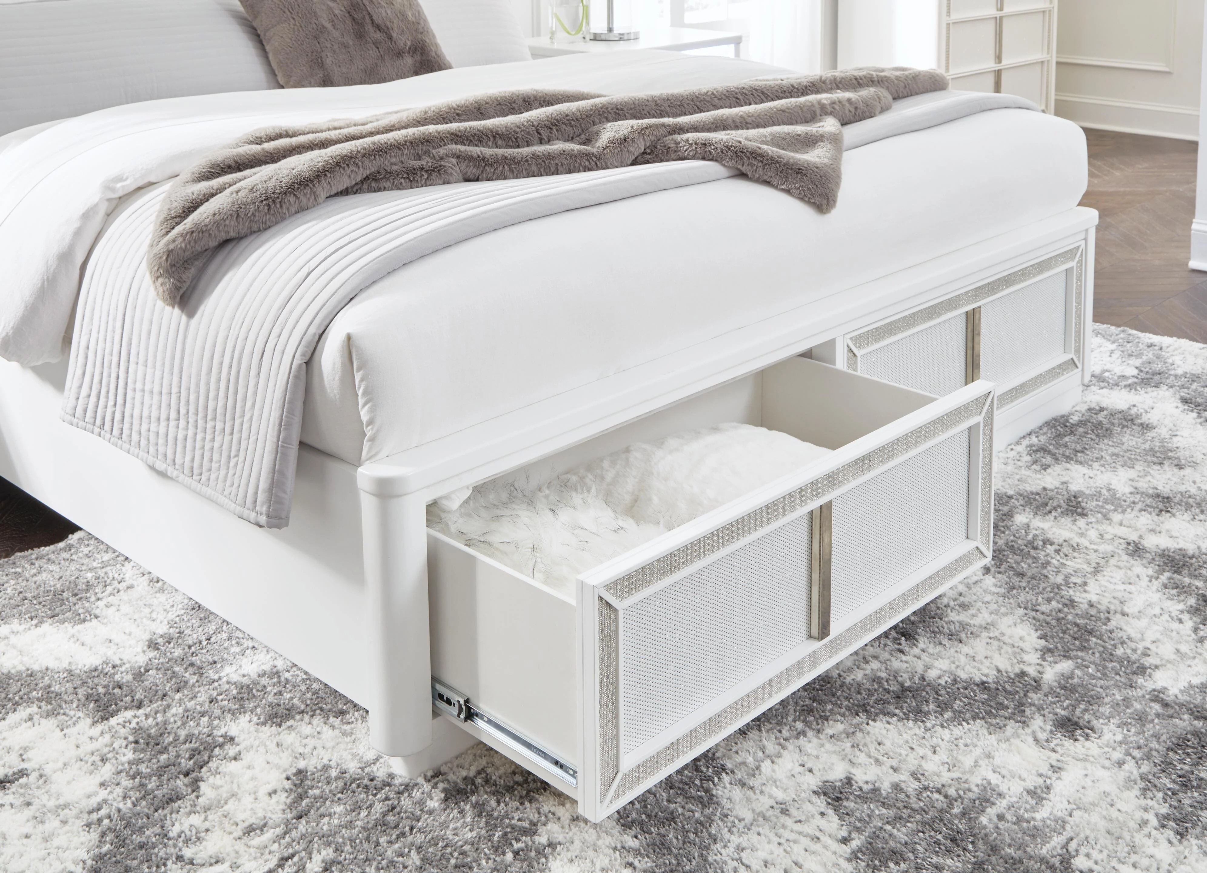 Chalanna Upholstered Storage Bed - Image 11