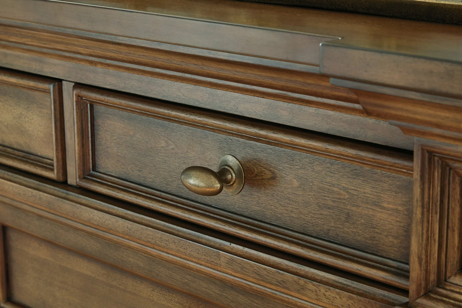 Channley Dresser & Chest - Image 13