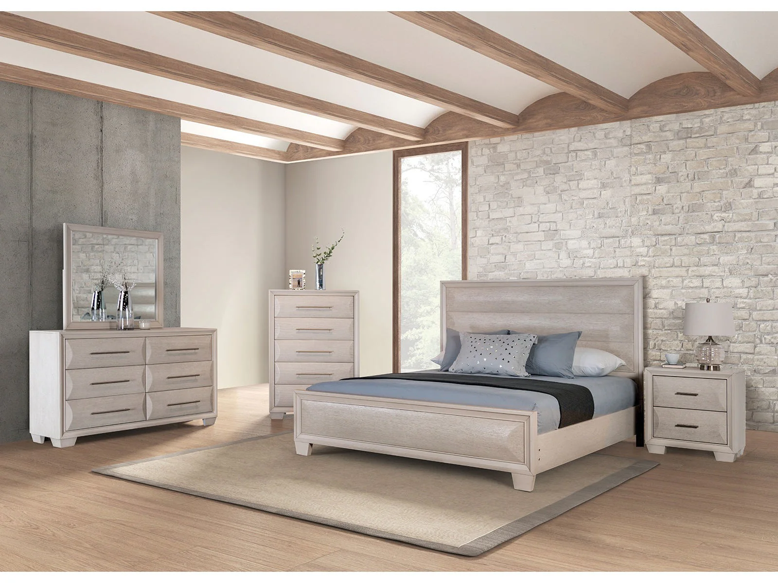 Chemnitz White Queen 5 Piece Bedroom Set w/Chest