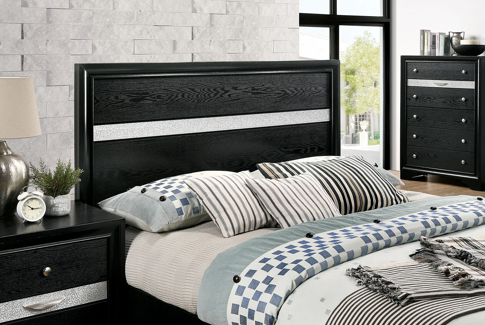 Chrissy Black 5 Pc. Queen Bedroom Set w/ Nightstand - Image 3
