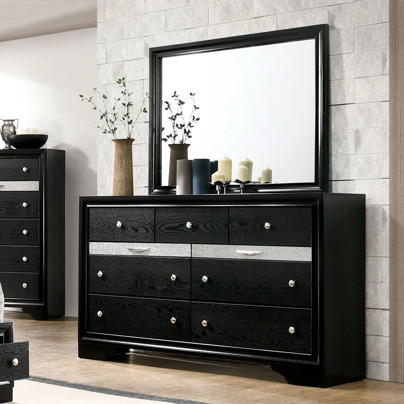 Chrissy Black 5 Pc. Queen Bedroom Set w/ Nightstand - Image 5