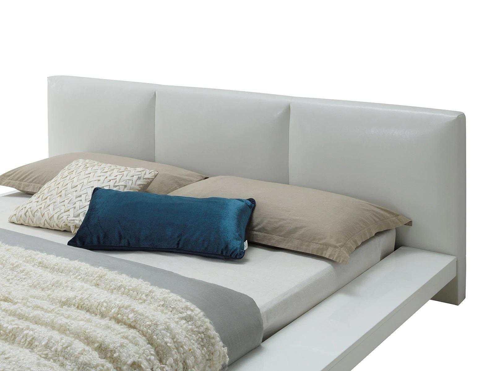 Christie White High Gloss Lacquer Queen Bedroom Set / 4pc - Image 4