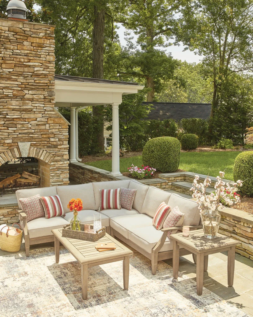 Clare View Outdoor Seating - Image 14