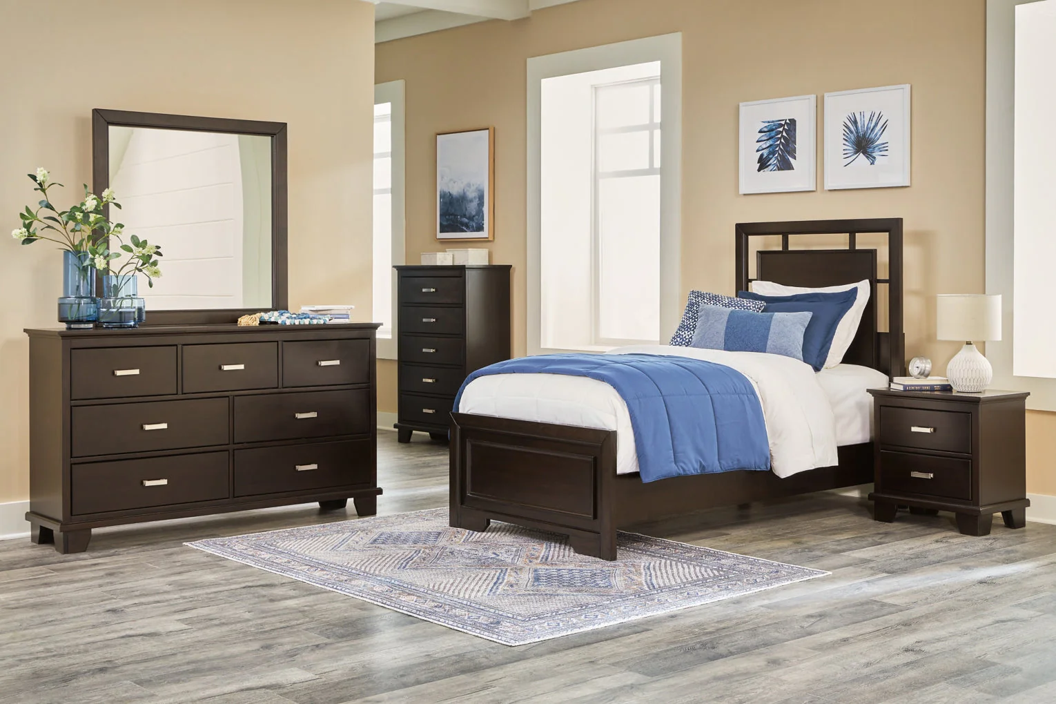 Covetown Dresser and Mirror - Image 5