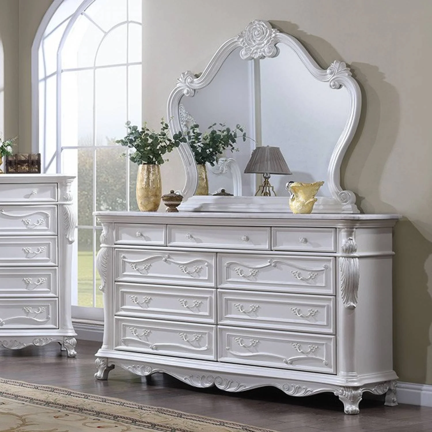Cremona White 5 Pc. Queen Bedroom Leatherette Set w/ 2NS - Image 4