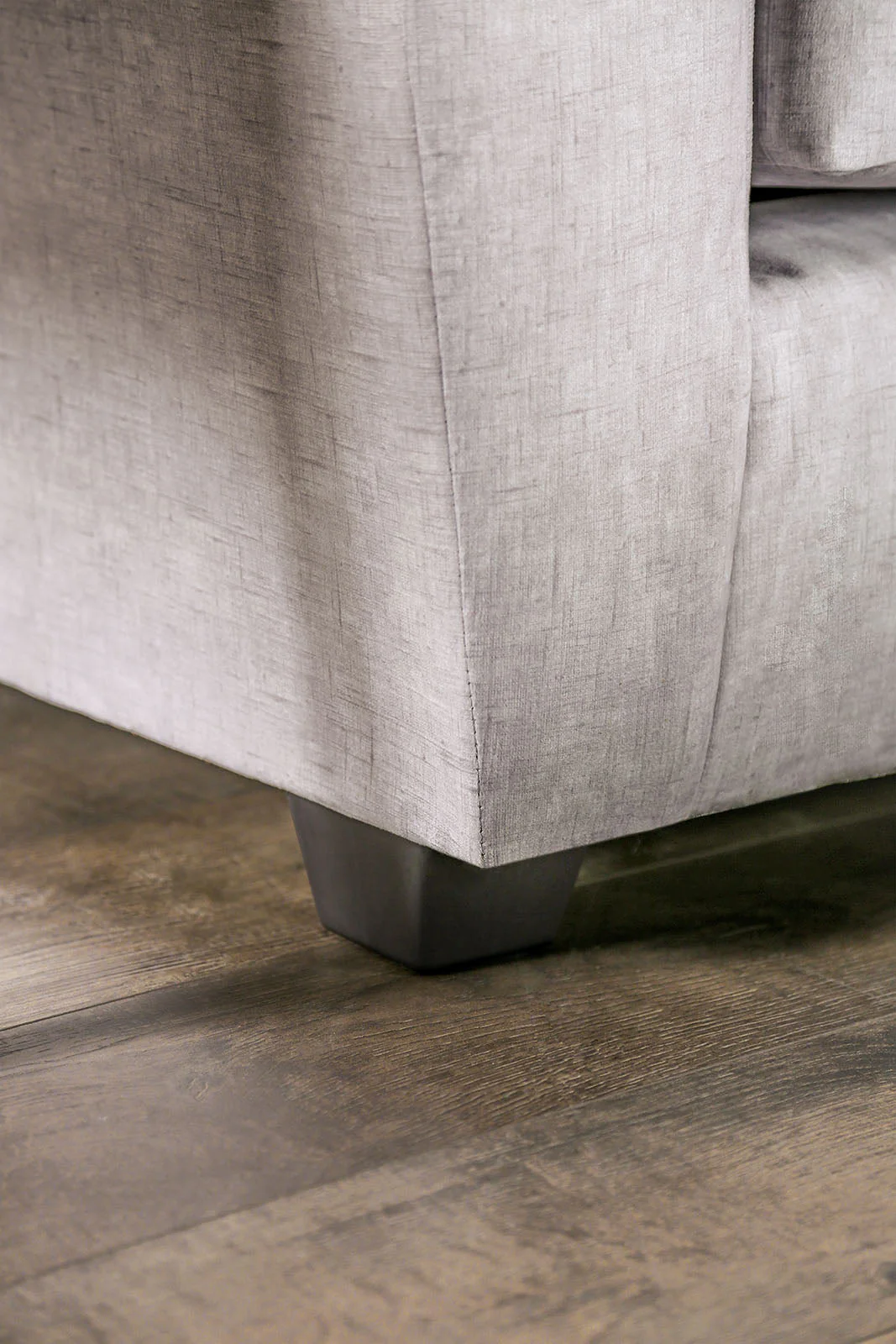 Croydon Light Gray Loveseat - Image 4
