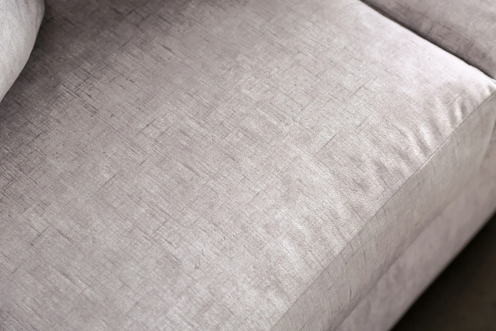 Croydon Light Gray Sofa - Image 4