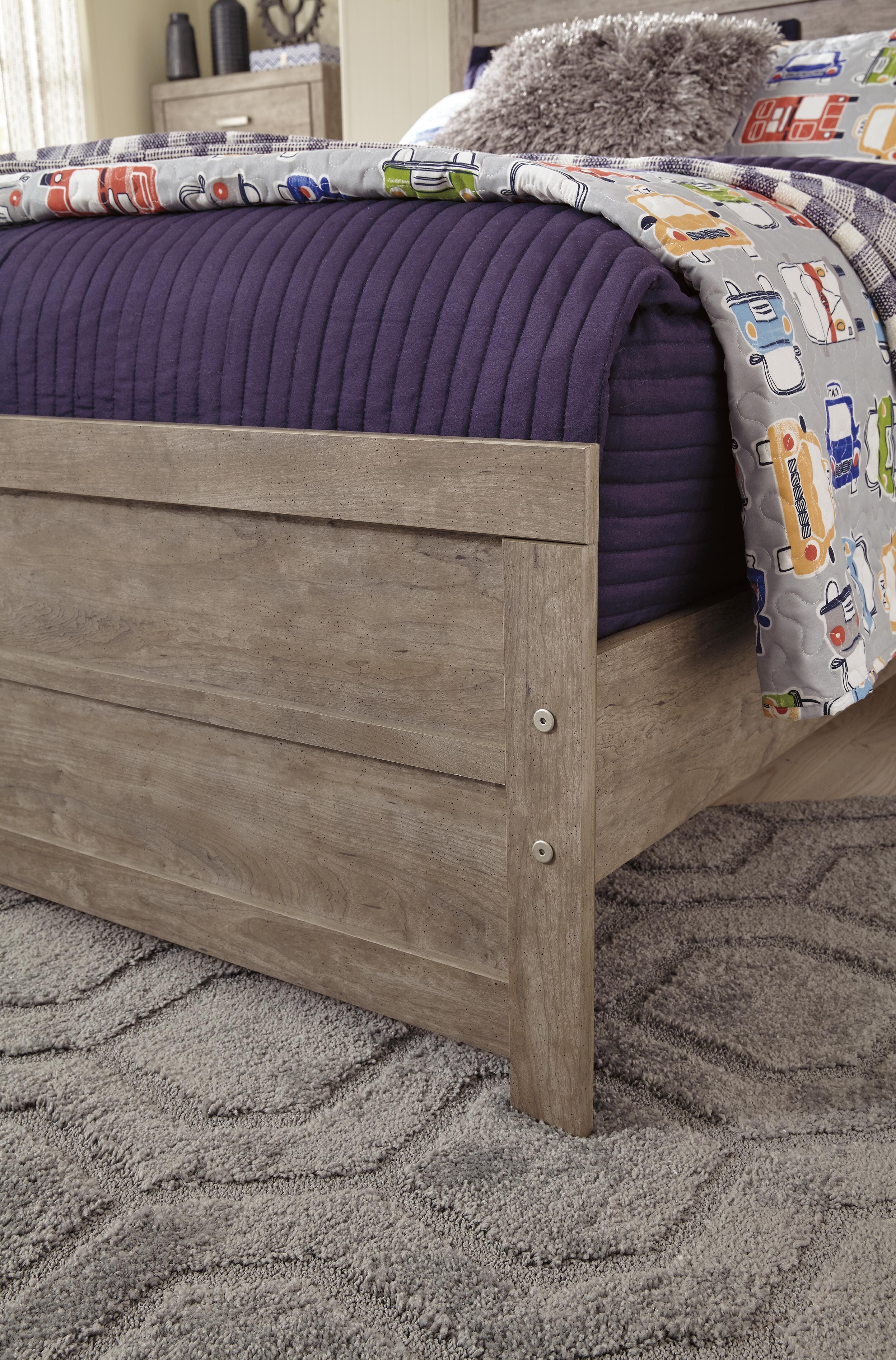 Culverbach Panel Bed - Image 13